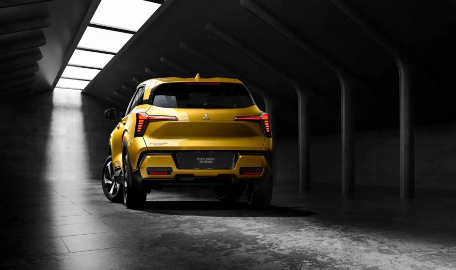 OUTLANDER SPORT