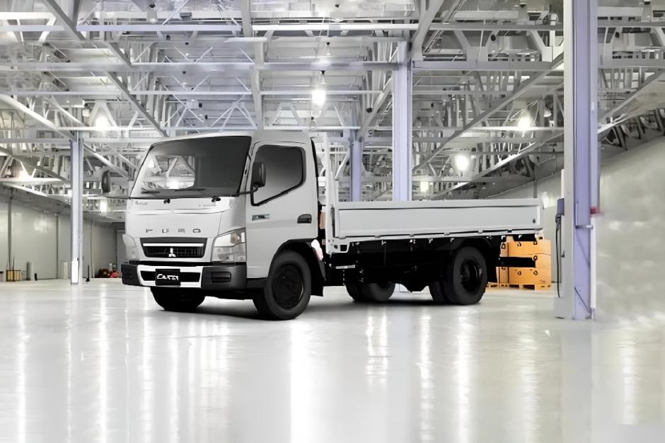 FUSO CANTER