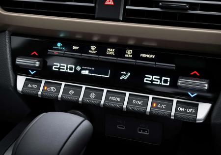 OUTLANDER SPORT